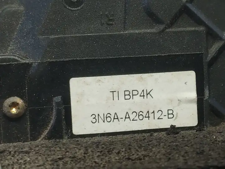 Mazda 3 I (2006 - 2009) 3N6AA26412B Замок задней двери — фото 3