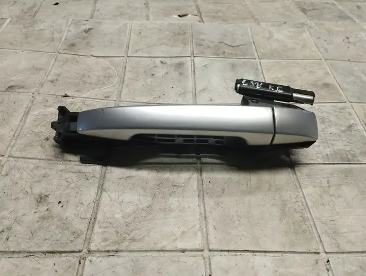 Subaru Forester SH (2008 - 2013) Наружная ручка задней двери — фото 1