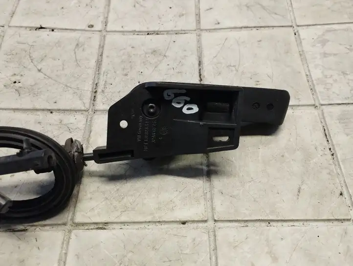 Seat Altea XL (2004 - 2015) 1J1823633 Ручка открытия капота — фото 4