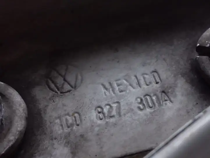 Volkswagen New Beetle (1997 - 2005) 1C0827301A Петли крышки багажника — фото 4