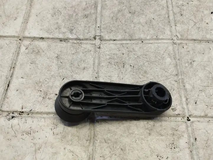 Opel Zafira B (2003 - 2006) 90247150 Ручка стеклоподъемника — фото 3