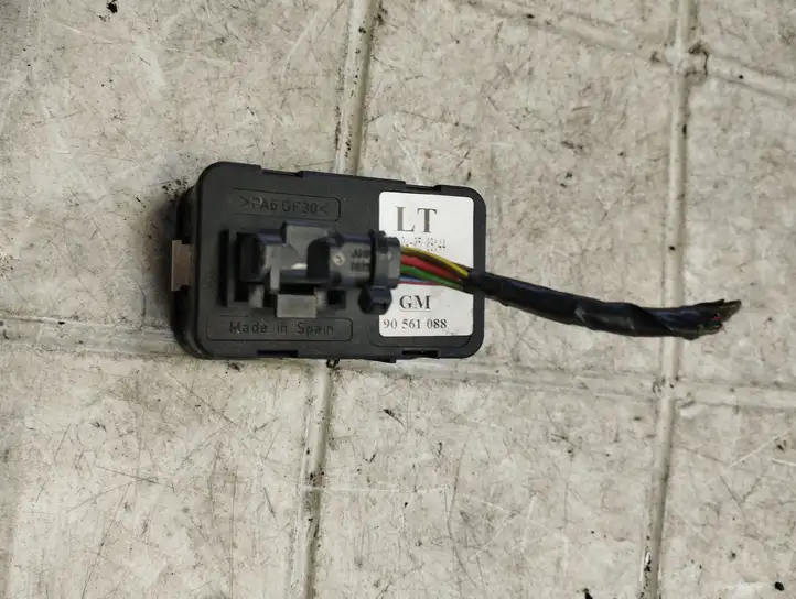 Opel Zafira B (2003 - 2006) 90561088 Блок кнопок стеклоподъемников — фото 4