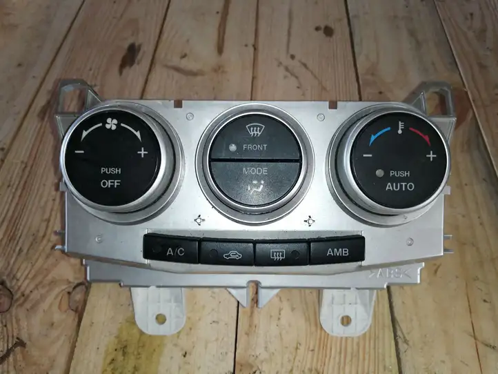 Mazda 5 (2005 - 2010) K1900CC30 Блок управления климат-контролем — фото 1