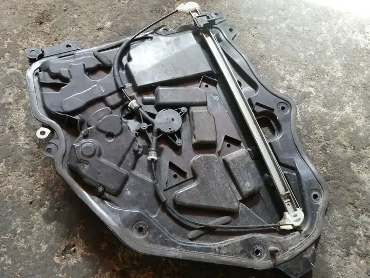 Mazda 5 (2005 - 2010) Стеклоподъемник передней двери (комплект) — фото 4