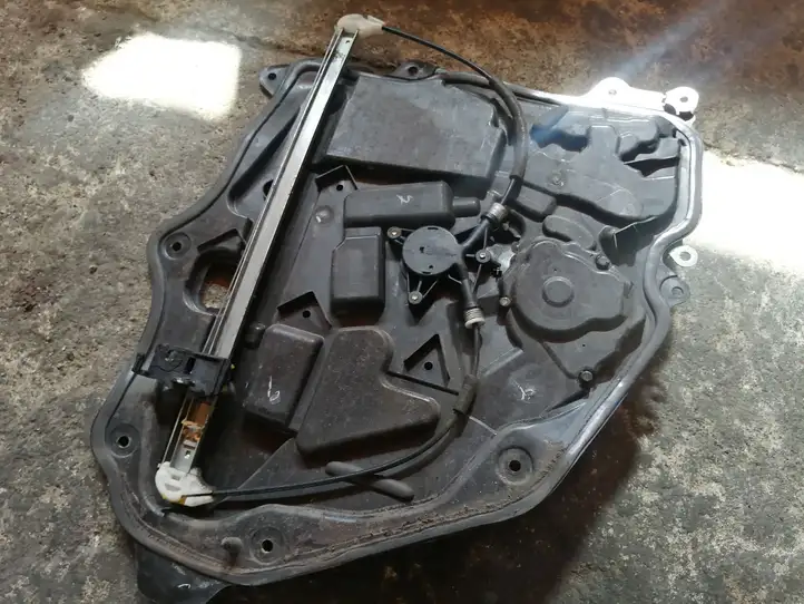 Mazda 5 (2005 - 2010) Стеклоподъемник передней двери (комплект) — фото 3