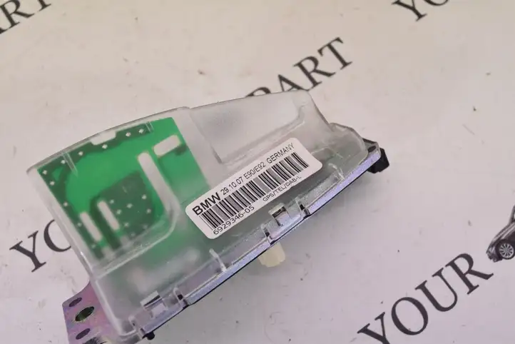 BMW 3 E90 E91 (2005 - 2012) 6929346 Крышка GPS-антенны — фото 7