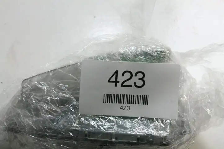 BMW 3 E90 E91 (2005 - 2012) GPS антенна — фото 5