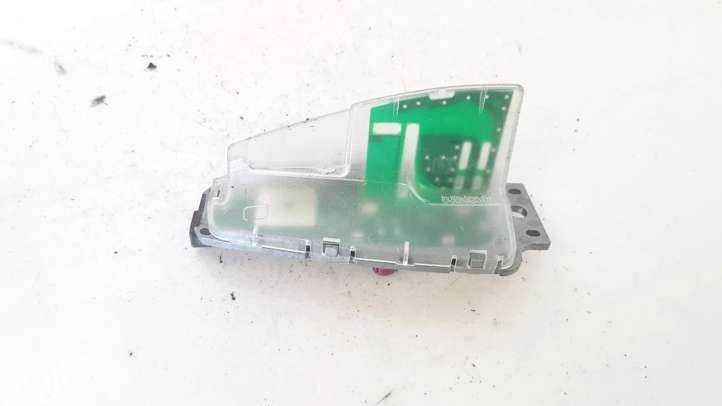 1682606 BMW 3 E90 E91 Antena (GPS antena)