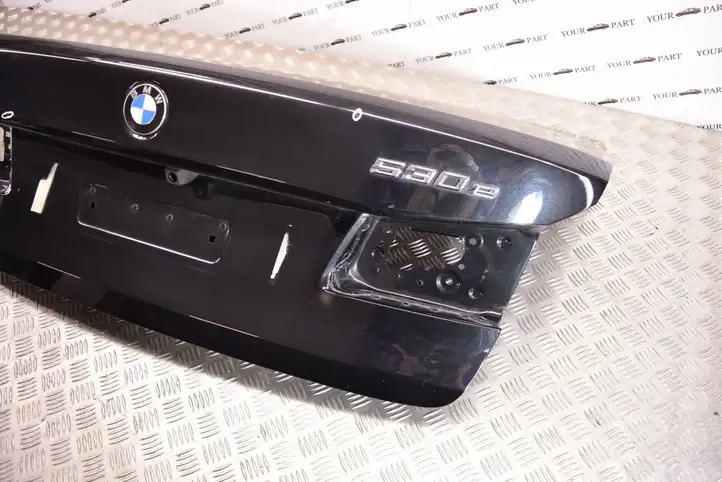 BMW 5 G30 G31 (2016 - ) Крышка багажника — фото 7