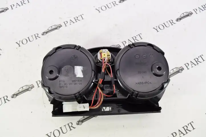 BMW 5 G30 G31 (2016 - ) 6801508 USB разъем — фото 11