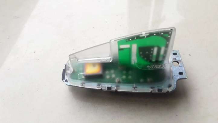 K1682708 BMW 3 E90 E91 Antena (GPS antena)