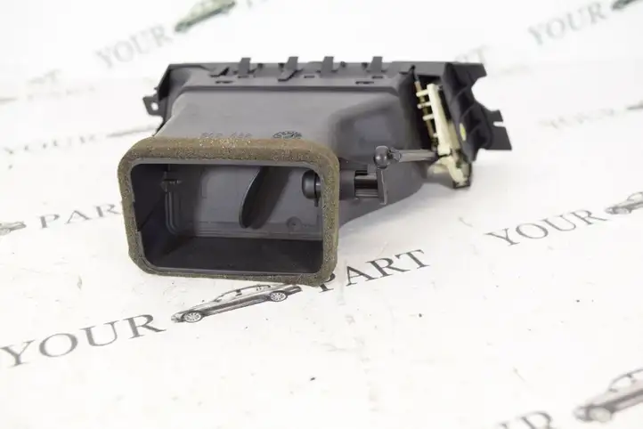 BMW 3 E90 E91 (2005 - 2012) 9130465 Боковой воздушный дефлектор — фото 3