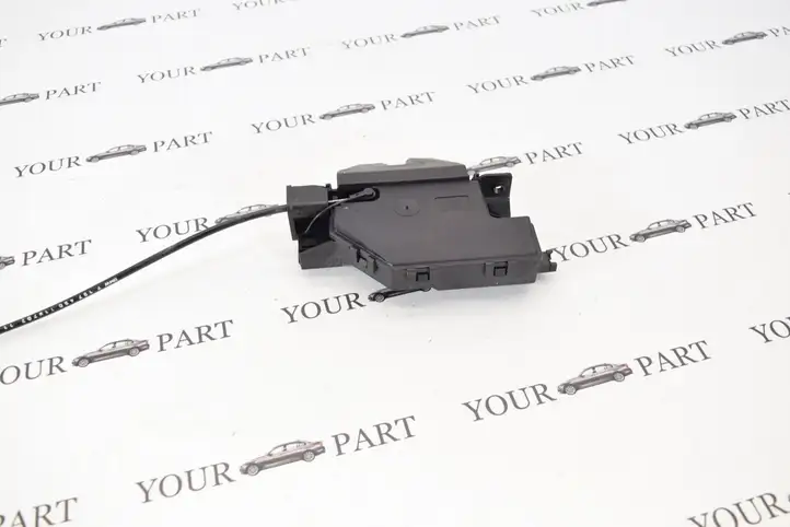 BMW 3 E90 E91 (2005 - 2012)  7840617 Замок задней крышки