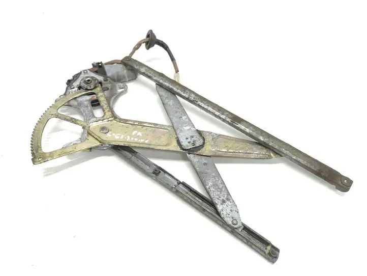 Lexus GS 300 350 430 (2000 - 2004) 8572030280 Электростеклоподъемник передний (комплект) — фото 1