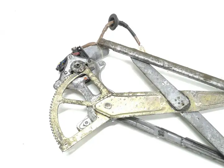 Lexus GS 300 350 430 (2000 - 2004) 8572030280 Электростеклоподъемник передний (комплект) — фото 4