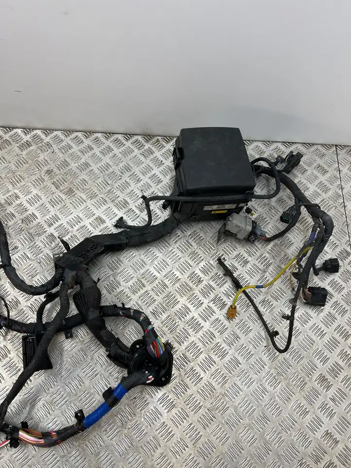 Hyundai Grand Santa Fe NC (2015 - 2018) 912122W292 Прочая электропроводка — фото 4