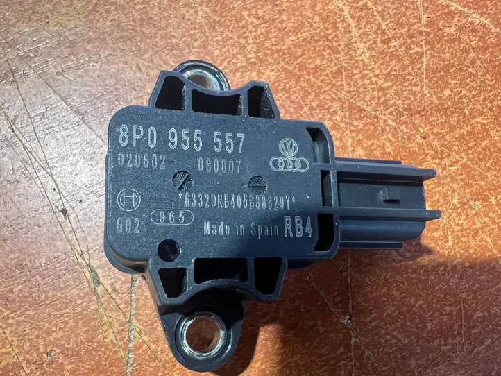 Audi A3/S3 8P (2004 - 2008) 8P0955557 Датчик удара SRS — фото 3