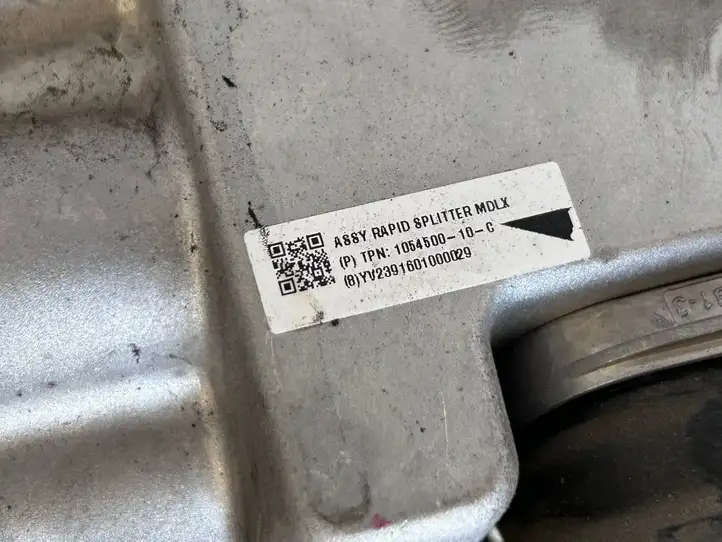 Tesla Model X (2015 - 2021) 105450010C Прочая электропроводка — фото 8