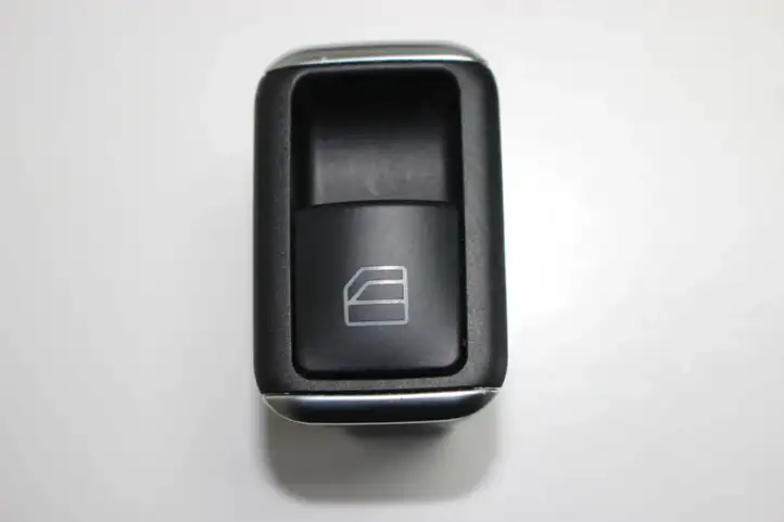 Mercedes-Benz C W204 (2007 - 2014) A2049055502 Блок кнопок стеклоподъемников — фото 1
