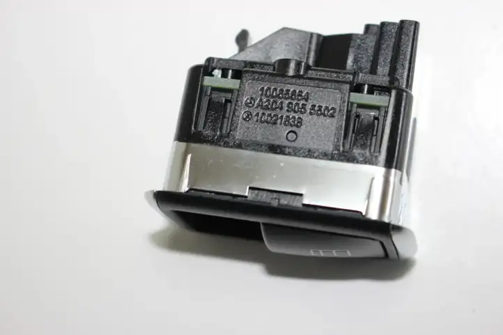 Mercedes-Benz C W204 (2007 - 2014) A2049055502 Блок кнопок стеклоподъемников — фото 2