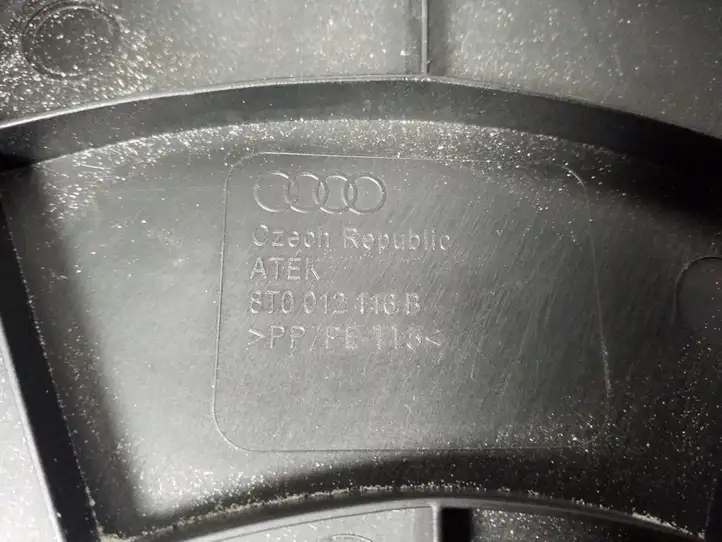Audi A4 S4 B8 8K (2011 - 2015) Прочая отделка багажника — фото 2