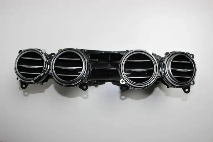 Mercedes-Benz S W222 (2013 - ) A2228310445 Центральный воздушный дефлектор — фото 1
