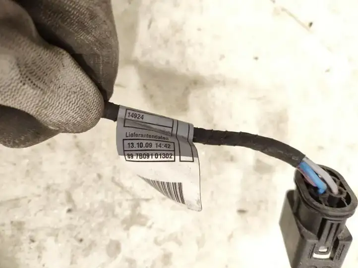 Rolls-Royce Ghost (2009 - 2014)  9155615 Другой проводник