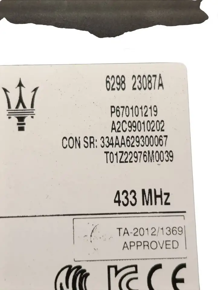 Maserati Ghibli (2017 - ) 670101219 Блок бесключевого доступа — фото 7