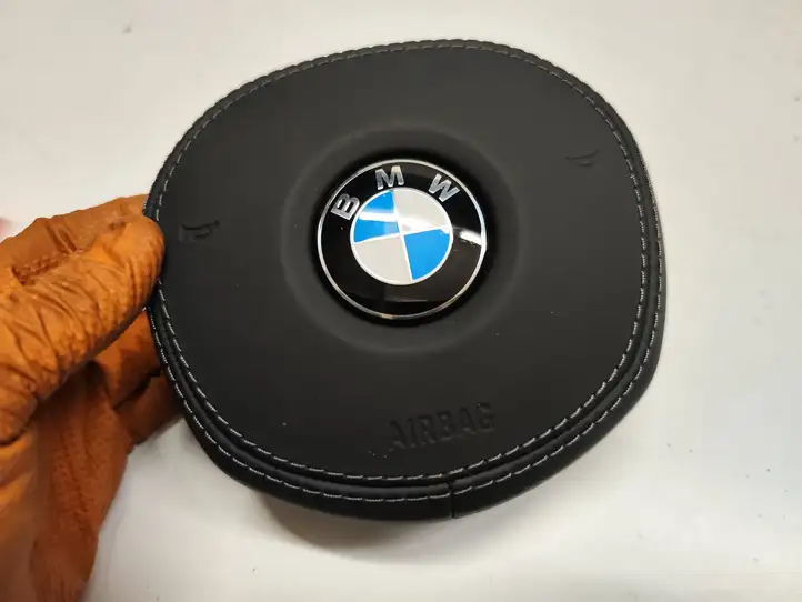 BMW 5 G30 G31 (2016 - ) 33809457402 Подушка безопасности руля — фото 3