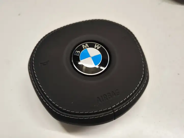 BMW 5 G30 G31 (2016 - ) 33809457402 Подушка безопасности руля — фото 7