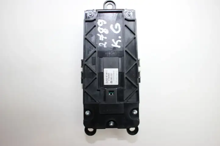 Mercedes-Benz S W221 (2005 - 2013) A2218709210 Блок кнопок стеклоподъемников — фото 2