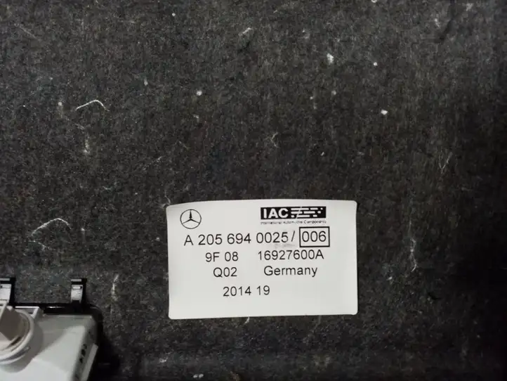 Mercedes-Benz C W205 (2014 - 2021) A2056940025 Обшивка багажника — фото 3
