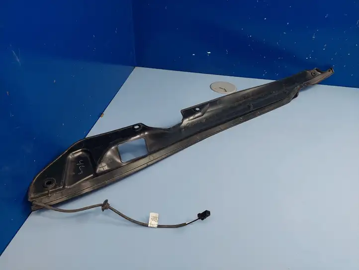 Tesla Model S (2012 - 2016) 600757000 Прочая отделка багажника — фото 6