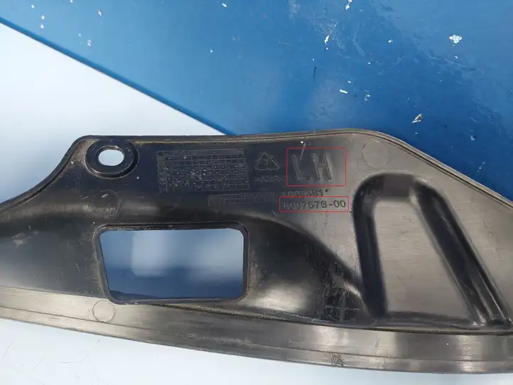Tesla Model S (2012 - 2016) 600757600 Прочая отделка багажника — фото 2
