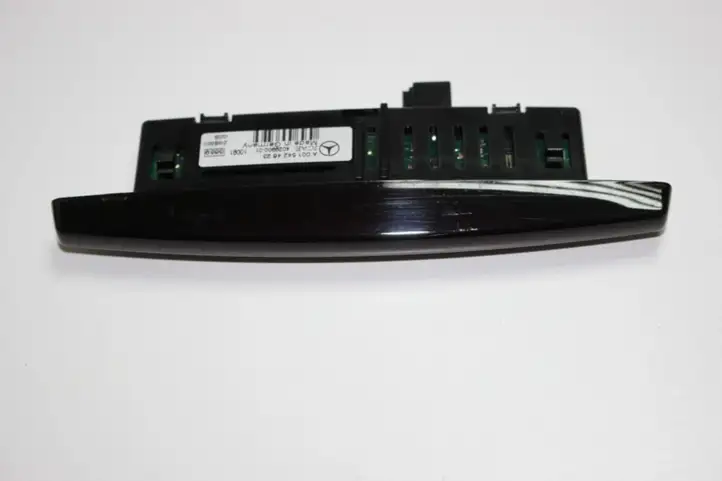 Mercedes-Benz E C207 W207 (2009 - 2017) A0015424623 Экран парктроника PDC — фото 1