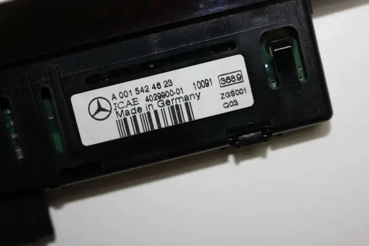 Mercedes-Benz E C207 W207 (2009 - 2017) A0015424623 Экран парктроника PDC — фото 3
