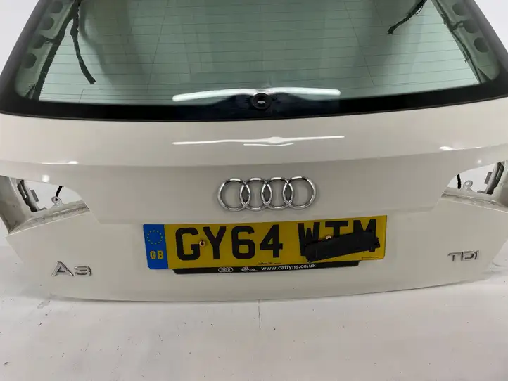Audi A3/S3 8V (2012 - 2016) Крышка багажника — фото 8