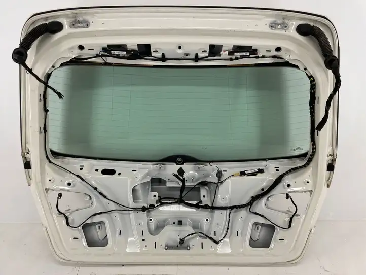Audi A3/S3 8V (2012 - 2016) Крышка багажника — фото 10