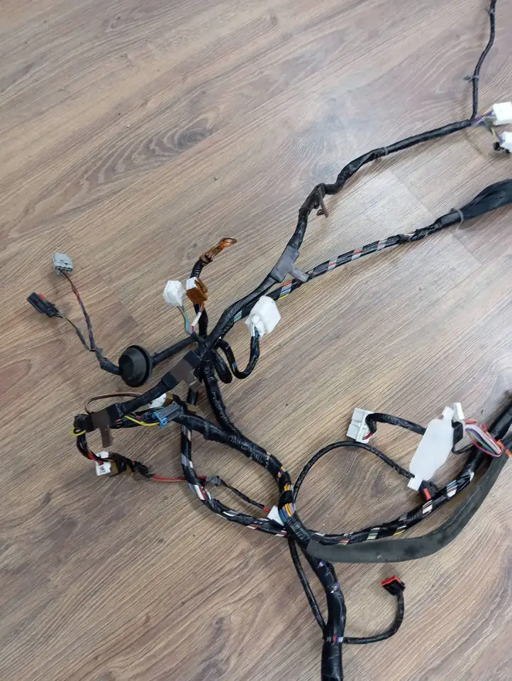 Infiniti QX56 (2007 - 2010) 24017ZQ35A Прочая электропроводка — фото 4