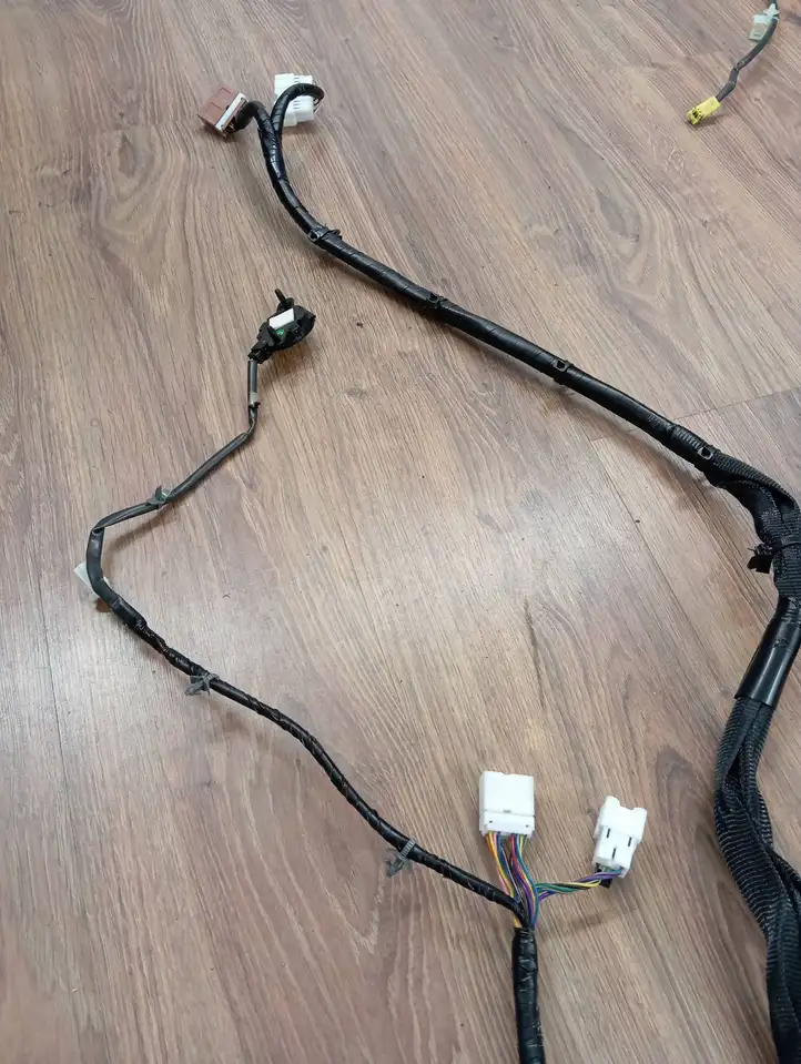Infiniti QX56 (2007 - 2010) 24017ZQ35A Прочая электропроводка — фото 6