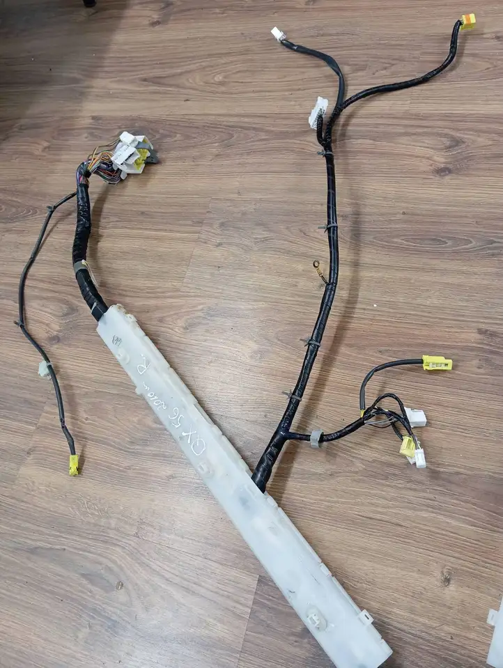 Infiniti QX56 (2007 - 2010) 24017ZQ35A Прочая электропроводка — фото 8