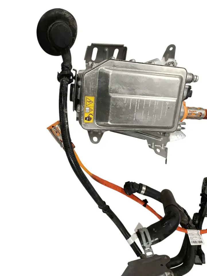 BMW i4 (2021 - ) 64125A81B30 Прочая электропроводка — фото 7