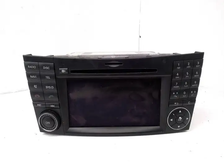 Mercedes-Benz CLS C219 (2003 - 2011)  A0009024701 Радио/ проигрыватель CD/DVD / навигация