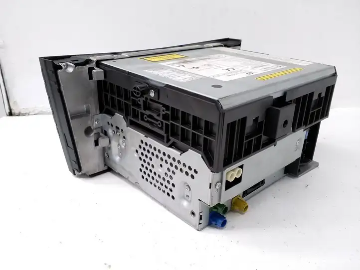 Mercedes-Benz CLS C219 (2003 - 2011)  A0009024701 Радио/ проигрыватель CD/DVD / навигация