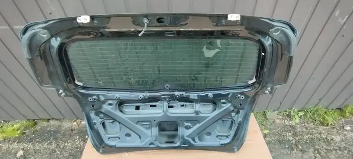 Toyota Verso (2012 - 2015) Крышка багажника — фото 2