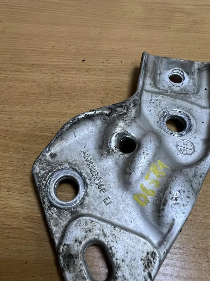 Mercedes-Benz GLC X253/C253 (2015 - )  A2053230140 Другая часть кузова