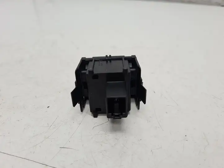 Skoda Fabia Mk3 (NJ) (2015 - 2021)  6V0941333 Включатель регулировки высоты фонарей