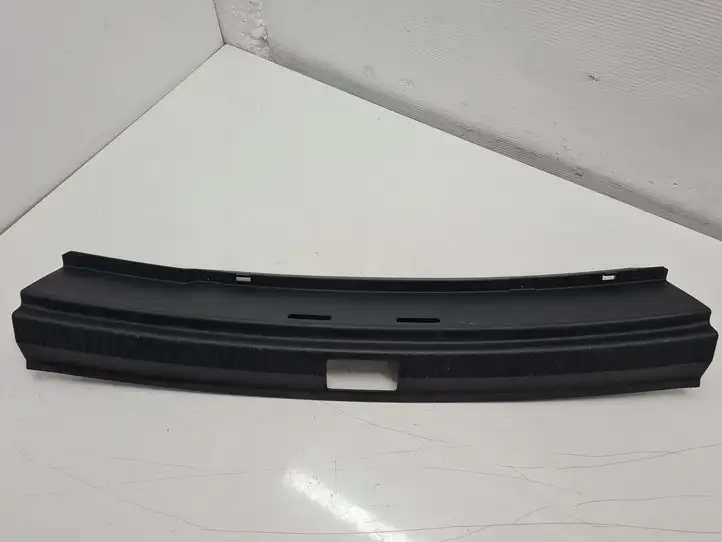 Skoda Fabia Mk3 (NJ) (2015 - 2021) 6V9863459A Отделка порога багажника — фото 1