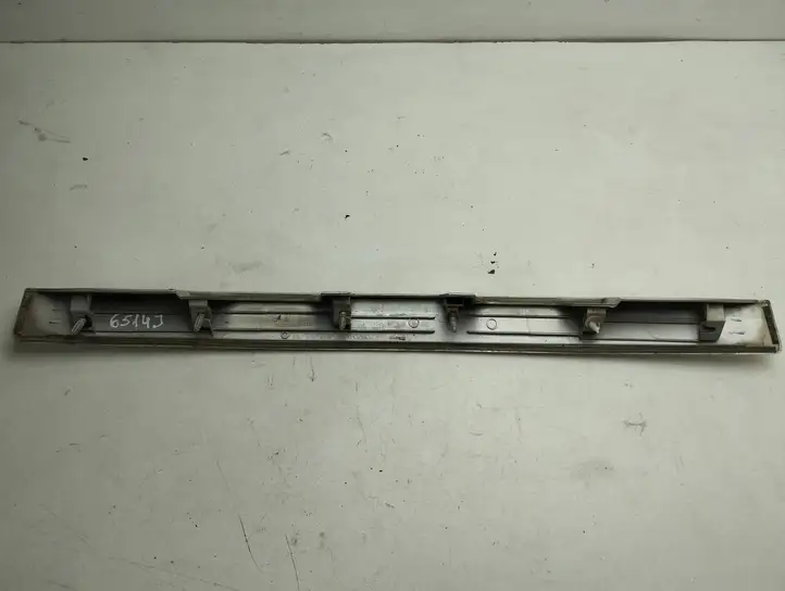 Toyota Auris 150 (2006 - 2012) 7681102180 Подсветка номера — фото 7