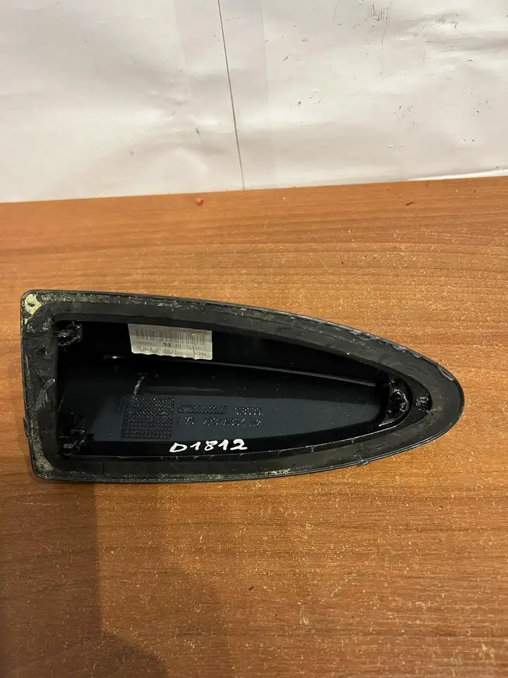 BMW X5 E70 (2006 - 2013) 9193313 Крышка GPS-антенны — фото 3